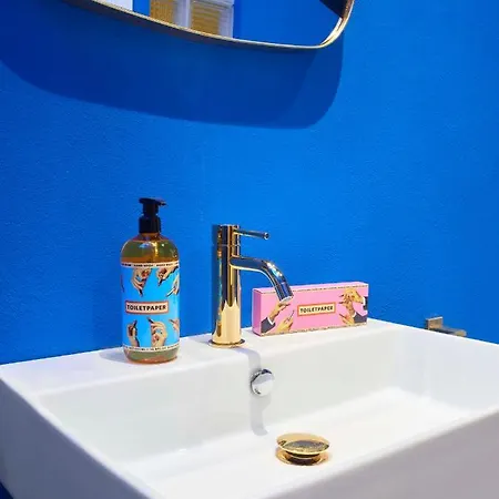 Toiletpaper Living Canonica Μιλάνο