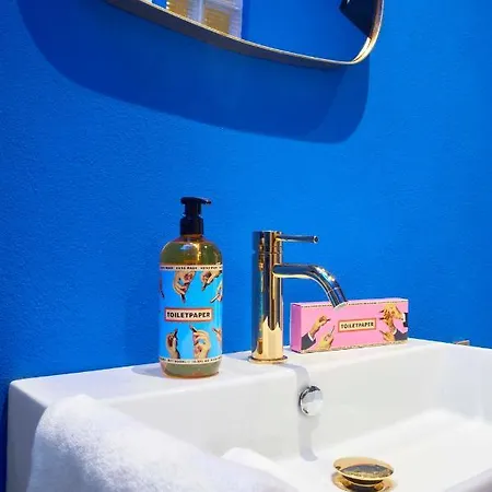 Toiletpaper Living Canonica Apartament Mediolan